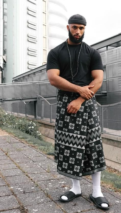 Muslim Men Outfit, Islam Fashion, Outfit Drip, Muslim Men Clothing, Pot Noodle, Pant Design, Muslim Style, Abaya Style, Muslim Men