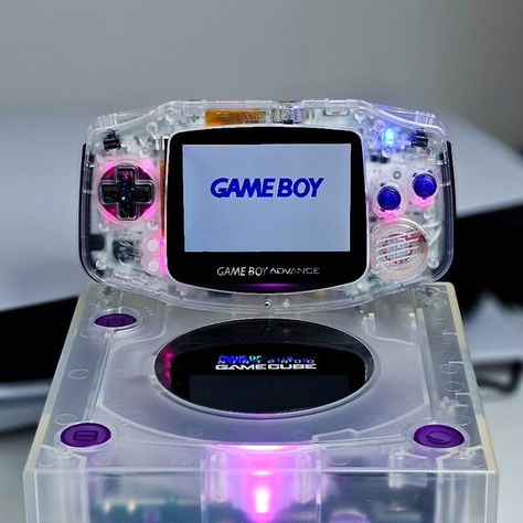 Ozzy Modz™️ on Instagram: "The perfect duo! Gamecube mod no.2 💜👾 @funnyplaying Tags: #nintendo #gameboy #advance #custom #mod #purple #colorful #color #gamecube #modnation #gameboymods #gameboymodding #retromodding #retrogaming #retrogames #gbamod #gameboyadvance #retro #vintage" Resin Tables, Porter Robinson, Nintendo Gamecube, Nintendo Gameboy, Claw Machine, Vaporwave Aesthetic, Gameboy Advance, Car Restoration, Oldies But Goodies