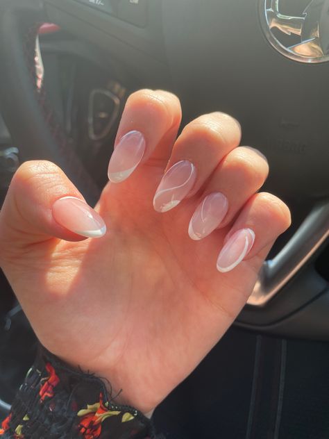 White Swirl Almond Shaped Acrylic Nails Swirl Nails Acrylic, Swirl Nails Almond, White Swirl Nails, Simple Prom Nails, Nails Champagne, Nails Cream, Plain Acrylic Nails, Acrylic Nails Almond, Almond Nails Designs Summer