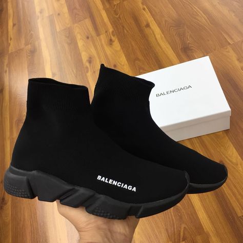 Balenciaga Speed Trainer Outfit, Speed Trainer Outfit, Harry Potter Shoes, Christian Dior Bag, Trainers Outfit, M Love, High Fashion Men, Balenciaga Speed Trainer, Fashion Shoes Heels