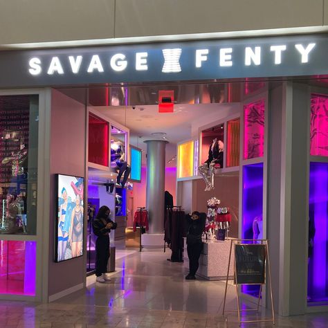 Savage X Fenty continues to open new stores with news it will open new locations in Chicago, New York, Atlanta, St. Louis and Newark, Delaware. The lingerie announced the news on Instagram where it wrote, “Y’all were so good to us during our #SavageXIRL debut, we just had to Xtend the Xperience.” As of yet, […] The post Savage X Fenty Announces Plans To Open Five Additional U.S. Stores appeared first on SNOBETTE. Fenty X Savage, Fenty Savage, Newark Delaware, Savage Fenty, Savage X Fenty, Eye Makeup Art, Growth Strategy, Visual Merchandising, Delaware