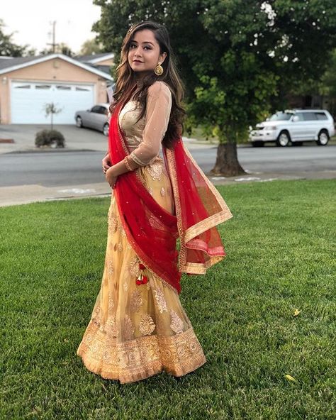 Teej Nepali Teej Look, Nepali Dhaka Dress, Dhaka Saree Nepali, Nepali Chukauni, Nepali New Year 2081, Half Saree, Girl Wallpaper, Saree, Beauty