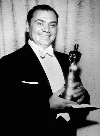 15 Things You Don't Know About Ernest Borgnine - Neatorama Mchale's Navy, Becoming Famous, Ernest Borgnine, Mermaid Man, James Cagney, Academy Award Winners, Oscar Winners, Frank Sinatra, Golden Age Of Hollywood