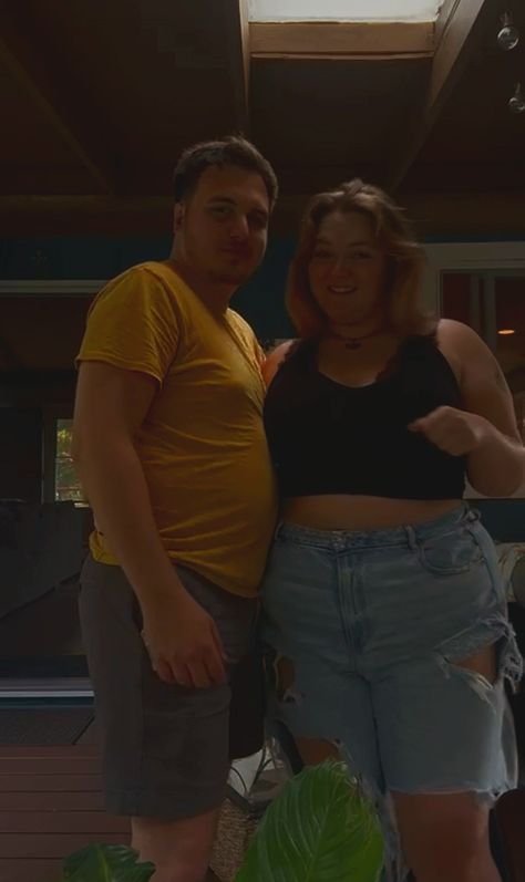 More of me and my bf! Posing Notes: This is another video capture (who's surprised) just set up the camera and click record! Chubby Girl And Her Boyfriend, Body Neutrality, Dream Bf, Me And My Bf, Normal Person, Video Capture, Long Torso, Body Positive, My Bf