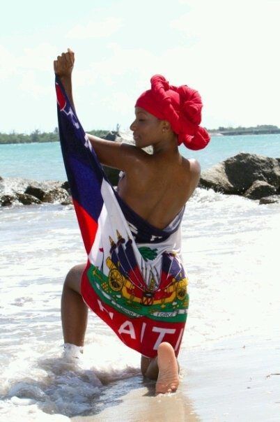 628  Flag & Beach Beauty in Haiti - L'union Suite - This should create a mad rush of tourists. Haitian Flag Clothing, Flag Photoshoot, Haitian History, Haitian Flag Day, Photoshoot At The Beach, Chrisette Michele, Culture Photography, Haiti Flag, Haitian Flag