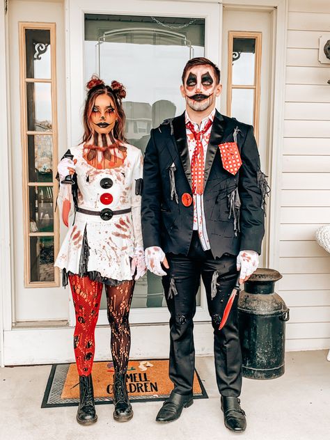 Evil Clown Couple Costume, Dark Clown Couple Costume, Couples Clown Halloween Costumes, Couple Halloween Costumes 2024 Scary, Scary Male Halloween Costumes, Cute Scary Couples Costumes, Scary Outfits Halloween, Clown Couples Costumes, Purgecostume Halloween Couples