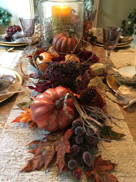 Tuscan Fall Decor Ideas, Fall Nostalgia, Church Table, Fall Doodles, Decorating Table, Thanksgiving Home Decorations, Fall Table Centerpieces, Harvest Decor, Fall Mantle