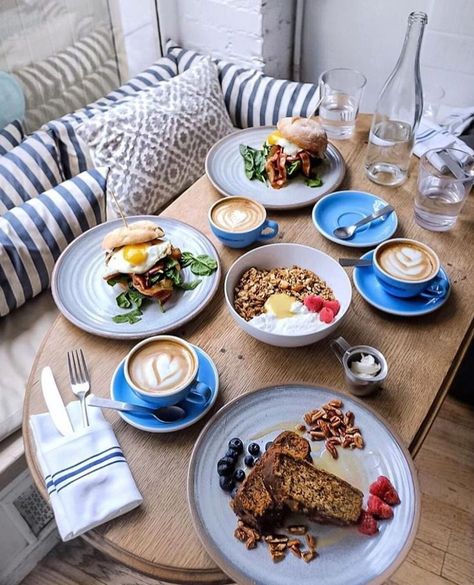 Bluestone Lane on Instagram: “Hey Boston, WIN brunch for you and three mates at our new cafe coming soon to Harvard Square 💙 ⁠ HOW TO ENTER:⁠ 1. Be sure to follow us⁠ 2.…” Bluestone Lane, Harvard Square, Brunch Club, Coffee Games, News Cafe, Breakfast Burritos, Matcha Latte, Food Shop, Best Coffee