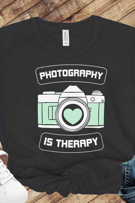 Camera Lover Therapy Graphic Tee - Photographer Shirt - Camera T shirt - Photography Shirt - Gift for Him - Men's Clothing Photographer Tshirt Ideas, Photography Shirts Design, Photographer Tshirt, Photography Shirt, Camera Lover, Tshirt Design Ideas, Shirt Photography, T-shirt Photography, Photography Shirts