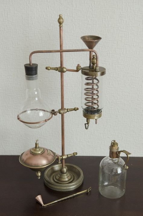 Home Distilling, Mad Scientist Lab, Goth Cottage, Witch Hunter, Science Equipment, Steampunk Mask, Concept Art Tutorial, Chemistry Labs, 사진 촬영 포즈