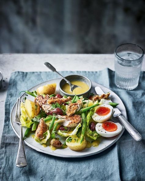 Smoked Mackerel Salad, Mackerel Salad, Salmon Fillet Recipes, Traditional French Recipes, Mackerel Recipes, Smoked Mackerel, Nicoise Salad, Delicious Magazine, Easy Salad Recipes