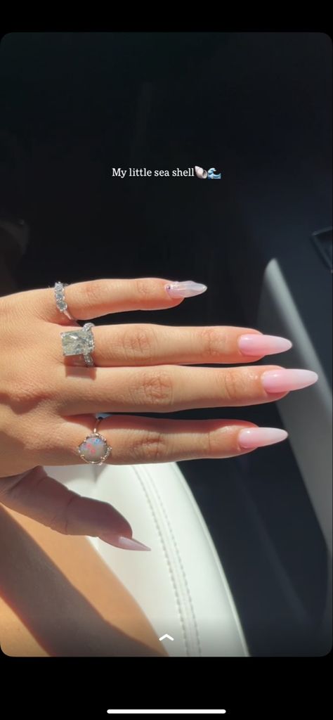 Catherine Paiz Wedding Ring, Khloe Kardashian Almond Nails, Catherine Paiz Engagement Ring, Khloe Kardashian Nails 2022, Catherine Mcbroom Ring, Catherine Paiz Ring, Catherine Mcbroom Nails, Kylie Kardashian Nails, Catherine Paiz Aesthetic