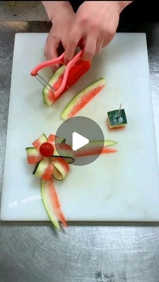 Arun Pankaj Kiro | #cooking #tranding #instgram #food #explore #viralvideo | Instagram Salad Decorations Ideas, Vegetable Decorations Ideas, Vegetable Carving Ideas Creative, Fruit Carving For Beginners, Veggie Garnish Food Art, Veggie Decorations Food Art, Beautiful Garnishes, Fruit Decoration Ideas, Food Decoration Ideas