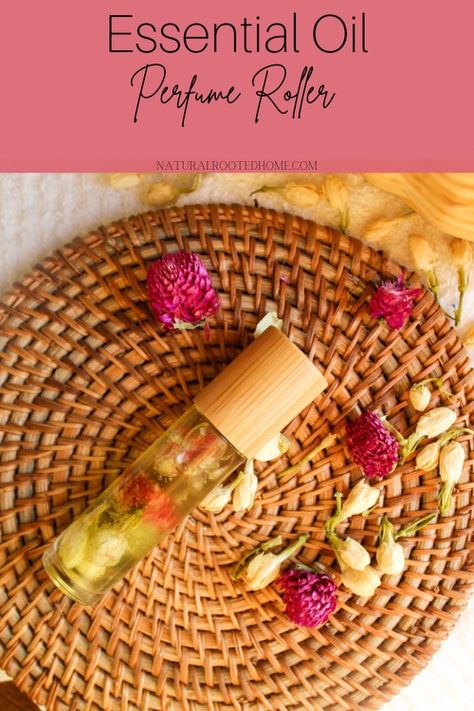 Home Made Perfume, Natural Perfume Recipes, Rollon Perfume, Roller Perfume, Essential Oil Perfumes Recipes, Floral Essential Oils, Perfume Recipes, Diy Perfume, Oil Perfume