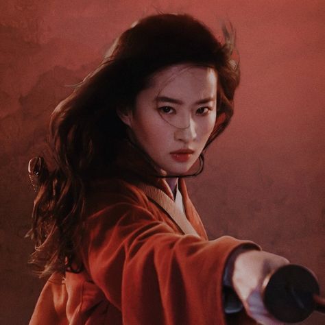 Mulan Liu Yifei, Asian Movie Characters, Mulan Live Action Aesthetic, Liu Yifei Mulan, Live Action Mulan, Mulan Live Action, Yifei Liu, Mulan 3, Mulan 2020