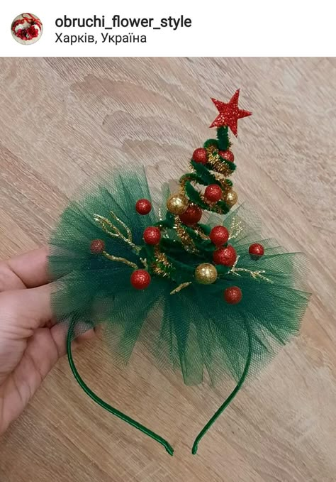 Christmas Headband Diy, Diy Christmas Hats, Christmas Headpiece, Diy Hair Accessories Ribbon, Christmas Hair Accessories, Christmas Hair Bows, Christmas Headband, Christmas Hair, Christmas Accessories