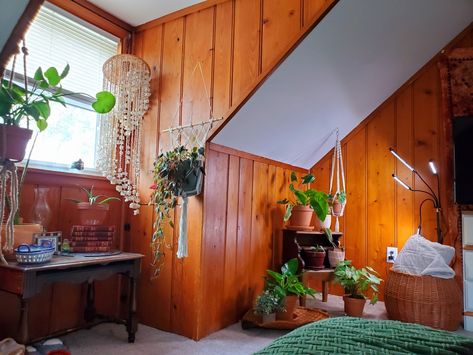 #boho #plantlife Maximalist Wood Paneling, Wood Paneling Aesthetic, Wood Panel Walls Aesthetic, Retro Wood Paneling, 70s House Wood Paneling, 70s Wood Paneling Bedroom, Rooms With Wood Paneling, 70s Wood Paneling Living Room, How To Decorate Wood Panel Walls