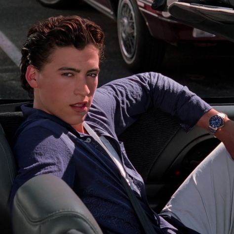 10 Things I Hate About You Joey icons #10thingsihateaboutyou #disneyplus #film #movies #romcom #romance #comedy #icons #joeydonner #filmicons Andrew Keegan, 10 Things I Hate About You, Actors Male, Juicy Couture Purse, Romance Comedy, Top Movies, Hot Actors, Movie Lover, Cute Celebrities