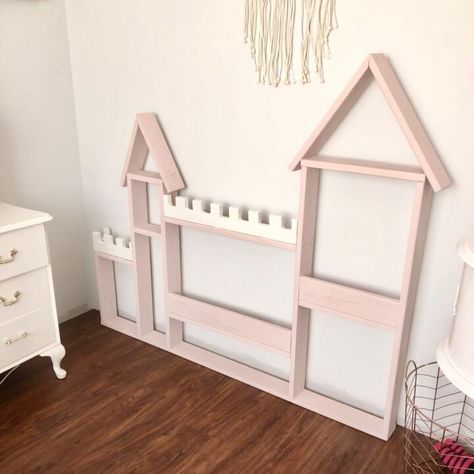 Castle Bookshelf, Childrens Reading Nook, Ames Room, Girls Bookshelf, Reading Nook Closet, Large Bookshelf, Jewellery Hanger, Build A Castle, Bookshelf Diy