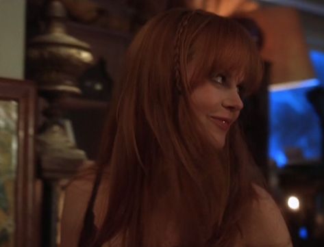 Gillian Owens Hair, Nicole Kidman Practical Magic Hair, Gillian Owens, Practical Magic Movie, Witchy Outfits, Witch Girl, Jennifer's Body, Magic Hair, Legally Blonde