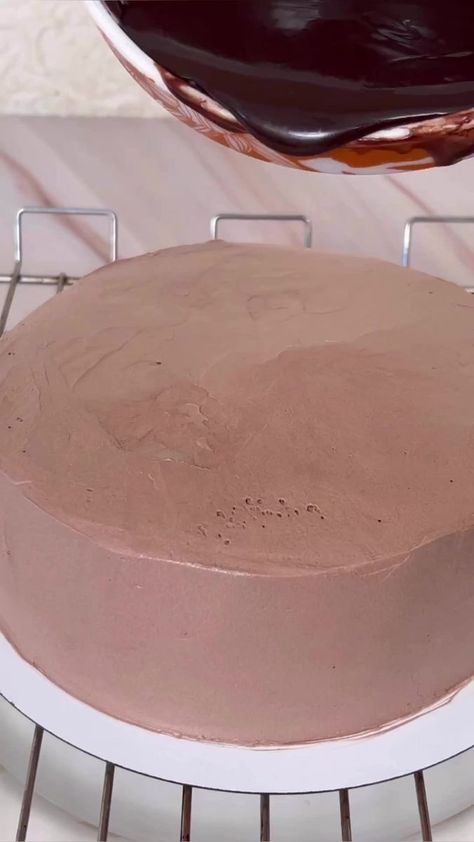 Mirror Glaze for chocolate Mirror Glaze 😋 #cake #mirrorglaze #mirrorglazecake #chocolatecake #chocolatemirrorglaze #cakes #cakebaking #cakebake #dralisha #anyonecancookwithdralisha #howto #reels #teach #cooking #cookingvideo #baking #glaze #neutralgel #fypツ #AnyoneCanBake | Mr Nn | Mr Nn · Original audio Chocolate Mirror Glaze Cake, Chocolate Mirror Glaze, Glaze Cake, Glaze For Cake, Mirror Glaze Cake, Mirror Glaze, Just Bake, Chocolate Cheesecake, Cooking Videos