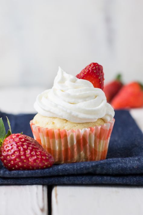 Sour cream pound cake cupcakes are a portable version of the bigger original but just as tasty. Pound Cake Cupcakes, Butter Pound Cake, Sour Cream Pound Cake, Filled Muffins, Cupcake Recipe, Cake Cupcakes, Soften Cream Cheese, Sugar Rush, Amazing Recipes