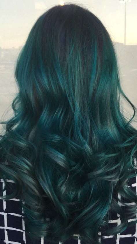 Bluish Green Hair Color, Aqua Green Hair Color, Peacock Green Hair Color, Jade Green Hair Color, Blue And Green Balayage, Dark Aqua Hair, Long Teal Hair, Sea Witch Hair Color, Deep Teal Hair