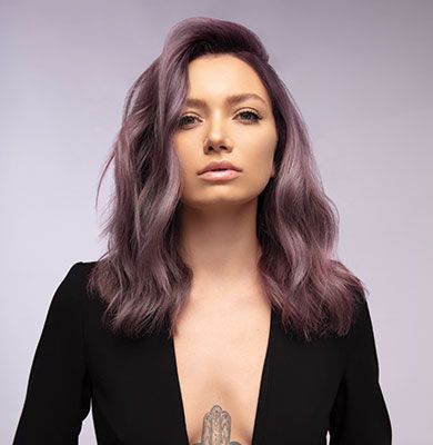 An Ultra-Violet Way to Refresh Your Clients’ Hair Colour Dusty Violet Hair, Dark Lilac Hair, Chocolate Lilac Hair, Wine Red Hair Color, Chestnut Brown Hair, Winter Hair Color Ideas, Wine Red Hair, Nebulas, Violet Hair