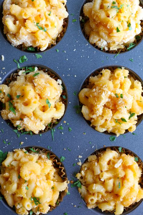 Super Easy Macaroni and Cheese Muffins! Everything you love about macaroni and cheese in muffin form. Cheesy bite sized deliciousness! Leftover Macaroni, Easy Macaroni And Cheese, Mac And Cheese Muffins, Pork Shoulder Recipes, Cheese Waffles, Easy Macaroni, Making Mac And Cheese, Mom Recipes, Macaroni N Cheese Recipe