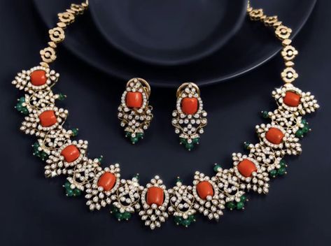 Coral And Diamond Jewellery, Coral Diamond Jewellery, Vanki Designs Jewellery, Small Necklaces, Coral Jewellery, Diamond Necklace Indian, Coral Jewelry Set, 22 Carat Gold Jewellery, Indian Diamond Jewellery