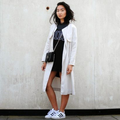 If you were wondering how to wear your shiny new adidas Superstar pair, we got you covered with 17 summer outfits. Adidas Superstar Slip On Outfit, Adidas Superstar Women Outfit, Superstar Shoes Outfit, Adidas Grand Court Outfit, Slip On Outfit, Adidas Superstar Slip On, Adidas Superstar Outfit, Court Outfit, Superstar Outfit