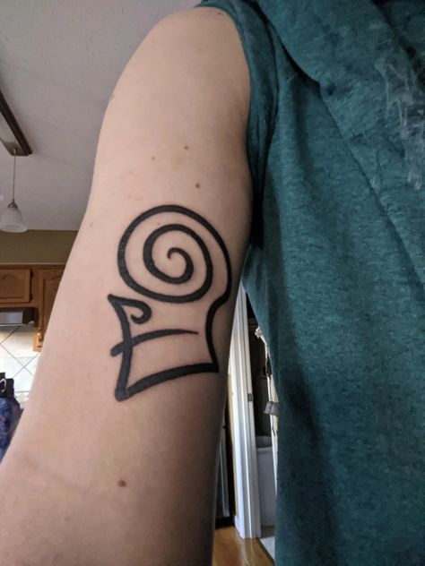 Wizard 101 Tattoo, Wizard101 Tattoo, Wizard 101, Hi Welcome To Chili's, Magic Cards, School Tattoo, Tattoo Inspo, Crystal Ball, Tattoos And Piercings