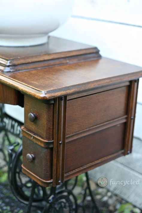 Singer Sewing Machine Repurposed Into a Bathroom Sink – FunCycled Sewing Machine Repurposed, Singer Sewing Machine Repurposed, Wall Bookshelves Kids, Antique Singer Sewing Machine, Sewing Machine Cabinet, Sink Bowl, Sewing Cabinet, Old Chairs, Vintage Sewing Machines