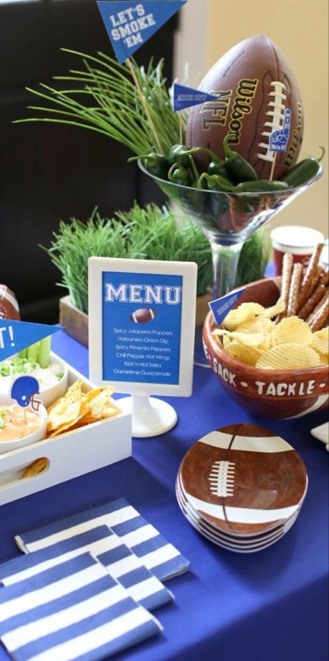 Super Bowl Drinking Game, 49ers Birthday Party, Football Viewing Party, Nfl Party, Football Treats, Tailgate Ideas, Football Banquet, Football Party Foods, Football Party Decorations