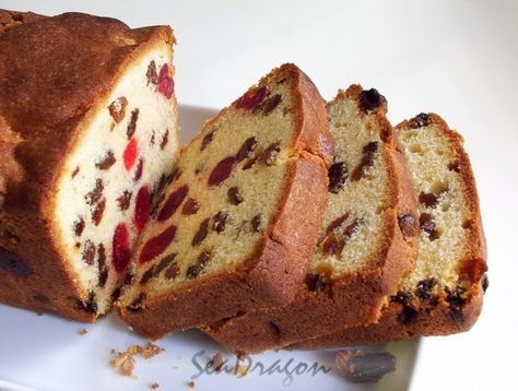 Sultana & Cherry cake. Took a little bit longer to bake than suggested. English Cake Recipe, Sultana Cake, Fruit Cake Recipe Easy, Cherry Cake Recipe, Raisin Cake, Loaf Cake Recipes, Fruit Cake Christmas, Glace Cherries, Fruitcake Recipes