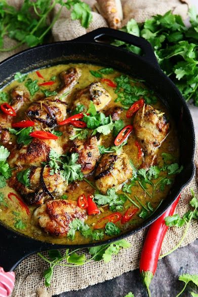 Drumstick Recipes Oven, Green Curry Chicken, Thai Chicken Curry, Taste Of Home Recipes, Red Curry Chicken, Chicken Drumstick, Baked Chicken Drumsticks, Drumstick Recipes, Chicken Drumstick Recipes