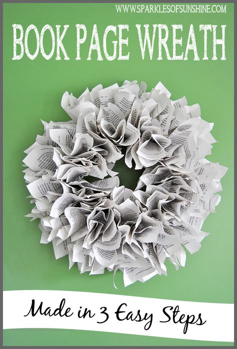 Upcycled Books Crafts, Paper Wreaths, Book Wreath, Book Page Flowers, Book Page Wreath, Old Book Crafts, Make A Book, Recycled Books, Diy Halloween Wreath