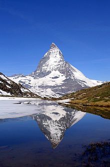 mountian Matterhorn Switzerland, Glacier Express, Scenic Photos, Mountain Photos, Zermatt, Swiss Alps, Beautiful Mountains, Fridge Magnet, Beautiful World