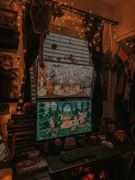 cozy gaming setup inspiration Earthy Gaming Setup Aesthetic, Small Corner Gaming Setup, Cozy Streamer Setup, Gaming Setup Dark Academia, Earth Tone Gaming Setup, Brown Setup Gaming, Whimsigoth Gaming Setup, Comfy Gaming Setup, Fall Gaming Setup