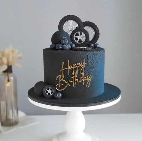 Birthday Cake For Men Cars Guys, Cars Cake For Men, Cake Decorating For Men Birthday, Cake Designs Car, Classic Car Cakes For Men, Car Themed Birthday Party For Adults, Car Cake For Men, Black And Gold Cake For Men Birthday, Car Birthday Cake For Men