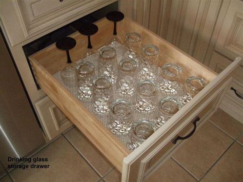 Wine Glass Storage Drawer, Wine Glass Storage In Drawers, Wine Glass Storage Ideas, Glass Storage Ideas, Storage Ideas Small Spaces, Bar Cabinet Decor, Bar Organization, Dining Room Built In, Glass Cupboard