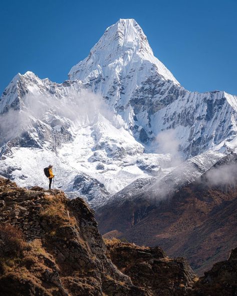 Ama Dablam, Mount Everest Base Camp, Climbing Everest, Himalayas Mountain, Zoom Background, Everest Base Camp Trek, Everest Base Camp, Nepal Travel, Vacation Goals