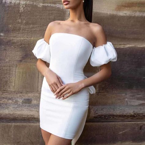 Indulge in luxury and grace with our Drayton Gardens Catwalk Dress. Perfect for the red carpet or catwalk, this dress will make you feel like a work of art ✨🎨 Puff Sleeve Dress Wedding, White Puff Sleeve Dress, Catwalk Dress, Nadine Merabi, Backless Cocktail Dress, Detached Sleeves, Cocktail Bridesmaid Dresses, Dress Box, Backless Evening Dress