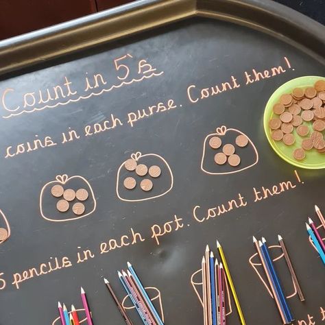 Lynny Welch on Instagram: "Counting in 5s tuff tray today. Super quick to set up utilising the resources avaliable in the classroom. #tufftray #teachingingtufftrays #tuffyteacher #tuffytuesdays #tufftrayinspiration #tufftrayprovision #mathsinatufftray #year1maths #year1mathsresources #year1 #year1teacher #year1classroom" Money Tuff Tray Ideas, Multiplication Tuff Tray, Tuff Spot Maths Year 1, Capacity Tuff Tray, Tricky Word Tuff Tray, Whatever Next Tuff Tray, Continuous Provision Year 1, Preschool Maths, Atrium Ideas