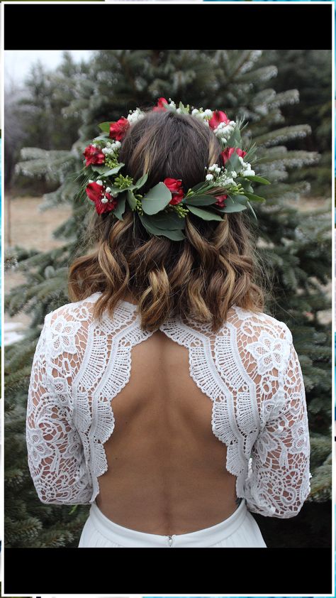 Winter Wedding Hairstyles With Veil - Found Your Inspiration - Act quickly or you might lose it. Click for more! Things Brides Regret Not Doing, Winter Wedding Hairstyles, Christmas Tree Farm Wedding, Maternity Flower Crown, Winter Barn Weddings, Christmas Wedding Flowers, Hairstyles With Veil, Silk Flower Crown, Christmas Wedding Themes