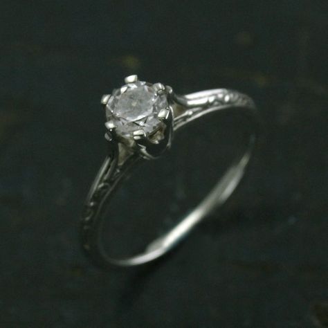 Vintage Engagement Rings Silver, Knife Edge Ring, Engagement Ring Silver, Engraved Knife, Silver Engagement Ring, Engagement Ring Vintage, Simple Engagement Rings, Dream Engagement, Dream Engagement Rings