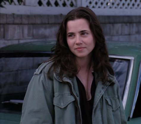 Lindsay Weir, Linda Cardellini, Freaks And Geeks, Monkeys Funny, Girl Next Door, Look Alike, My Vibe, Serie Tv, Celebrity Crush