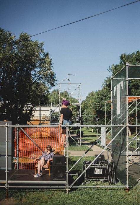 Scaffolding Pavilion, Temporary Playground, Scaffolding Architecture, Moving Architecture, Temporary Pavilion, Scaffolding Design, Temporary Architecture, Modular Housing, Temporary Structures