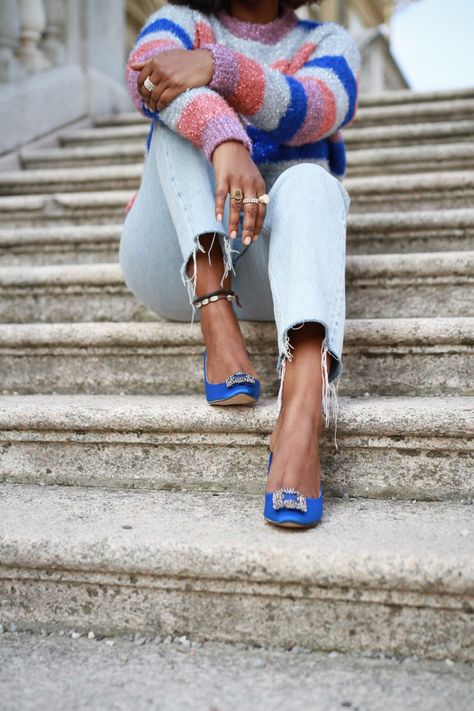 Manolo Blahnik Heels Outfit, Manolo Blahnik Shoes Outfit, Blue Manolo Blahnik Shoes, Blue Heels Outfit, Blue Manolo Blahnik, Manolo Blahnik Blue, Manolo Blahnik Heels, Heels Outfits, Blahnik Shoes