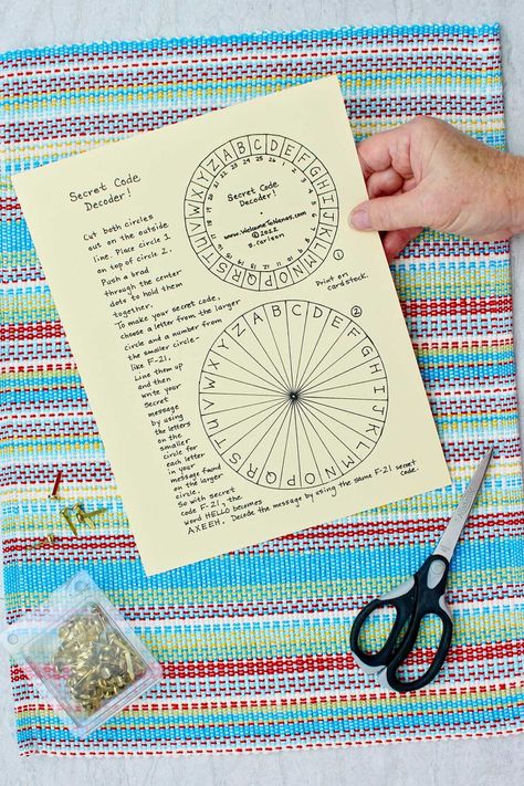 Kids can make their own DIY secret spy decoder wheel for writing and decoding secret messages. Use the free printable and make a secret code! #WelcometoNanas #MessageDecoder #DIYDecoderWheel #SecretMessageDecoder Spy Decoder, Decoder Wheel, Ciphers And Codes, Detective Theme, Divination Methods, How To Make Red, Code Breaker, Coded Message, Writing Code